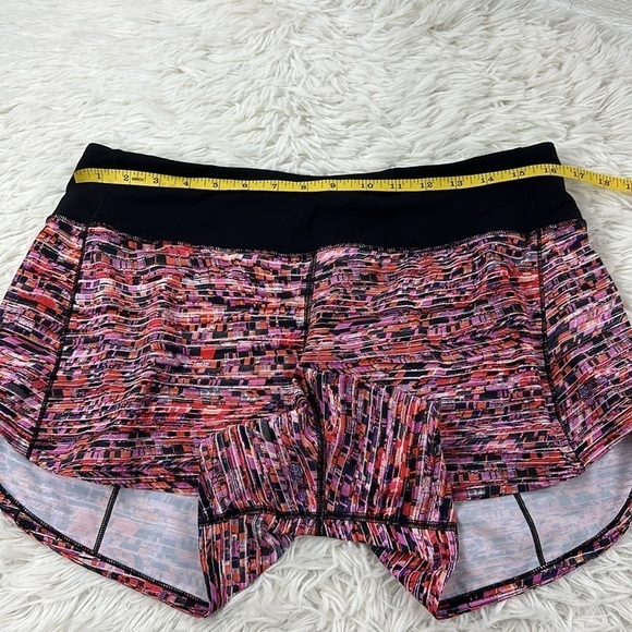 Lululemon Speed Up Short Long *4" Updated Fit Flash Pleat Orange Multi / Black - Picture 3 of 7
